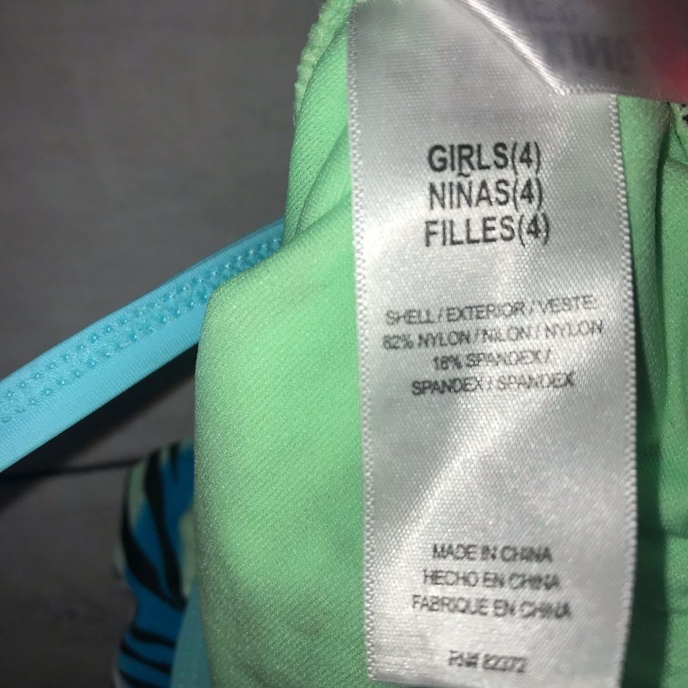 NEW Breaking Waves Leopard Wave 1 Piece Swimsuit 4 - Picture 6 of 10